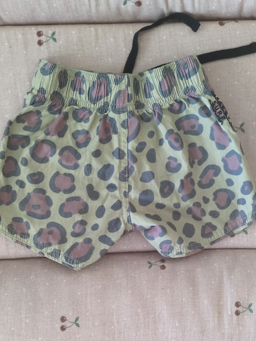 Seaesta Surf size 3t